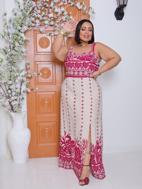 Vestido Plus Size Floral Rosa